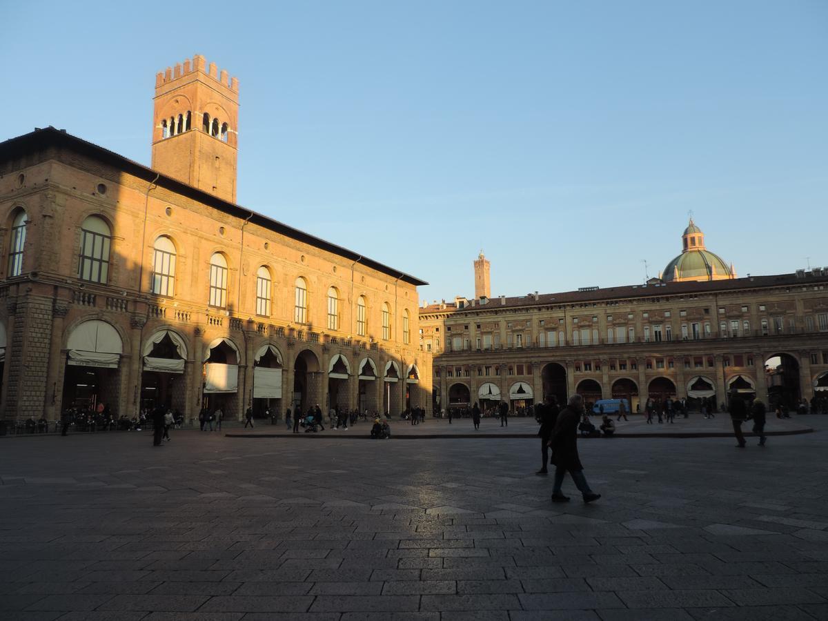 B&B Piazza Grande Μπολόνια Εξωτερικό φωτογραφία